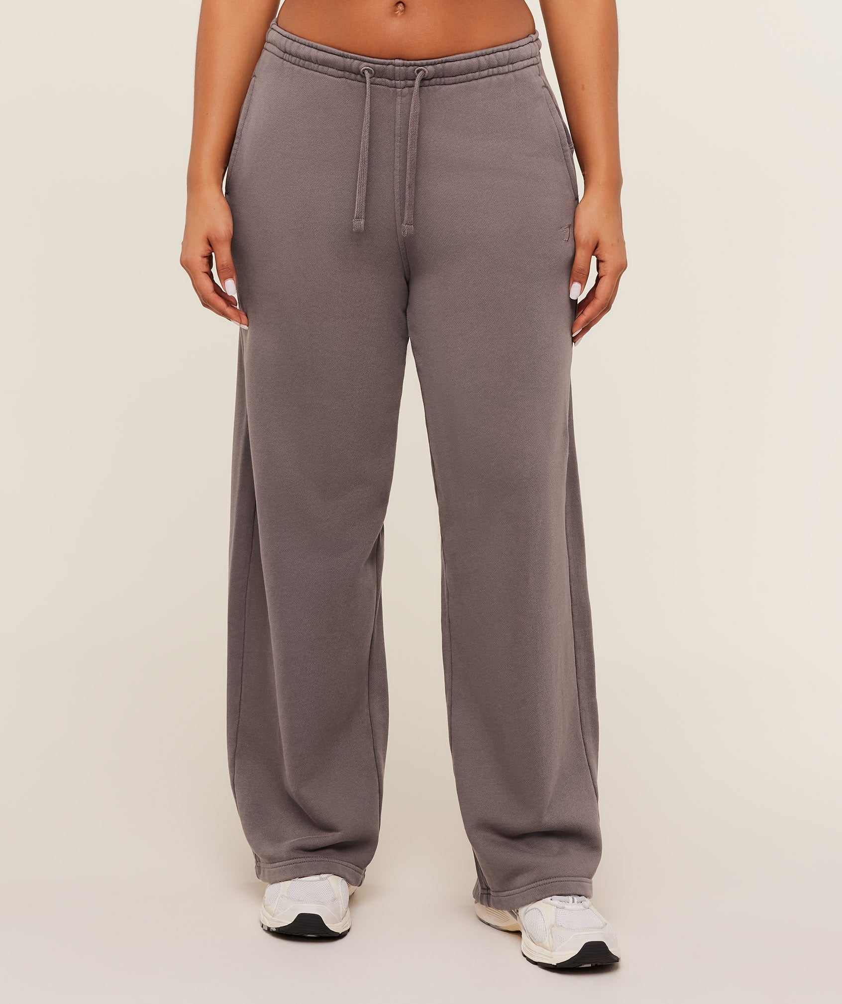 Pump Straight Leg Pant